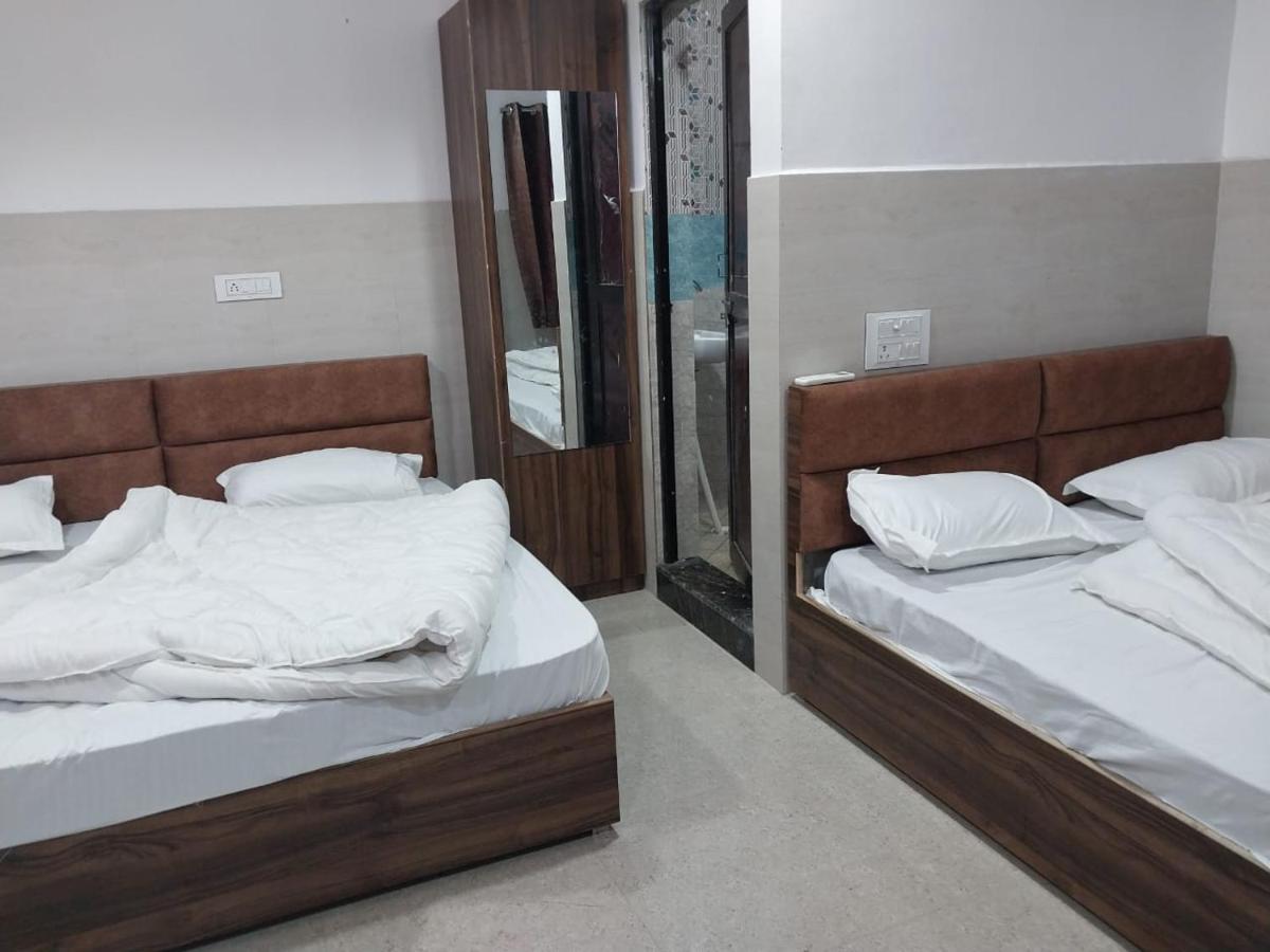 Hotel Sms Ajmer Bagian luar foto