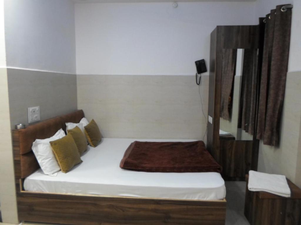 Hotel Sms Ajmer Bagian luar foto