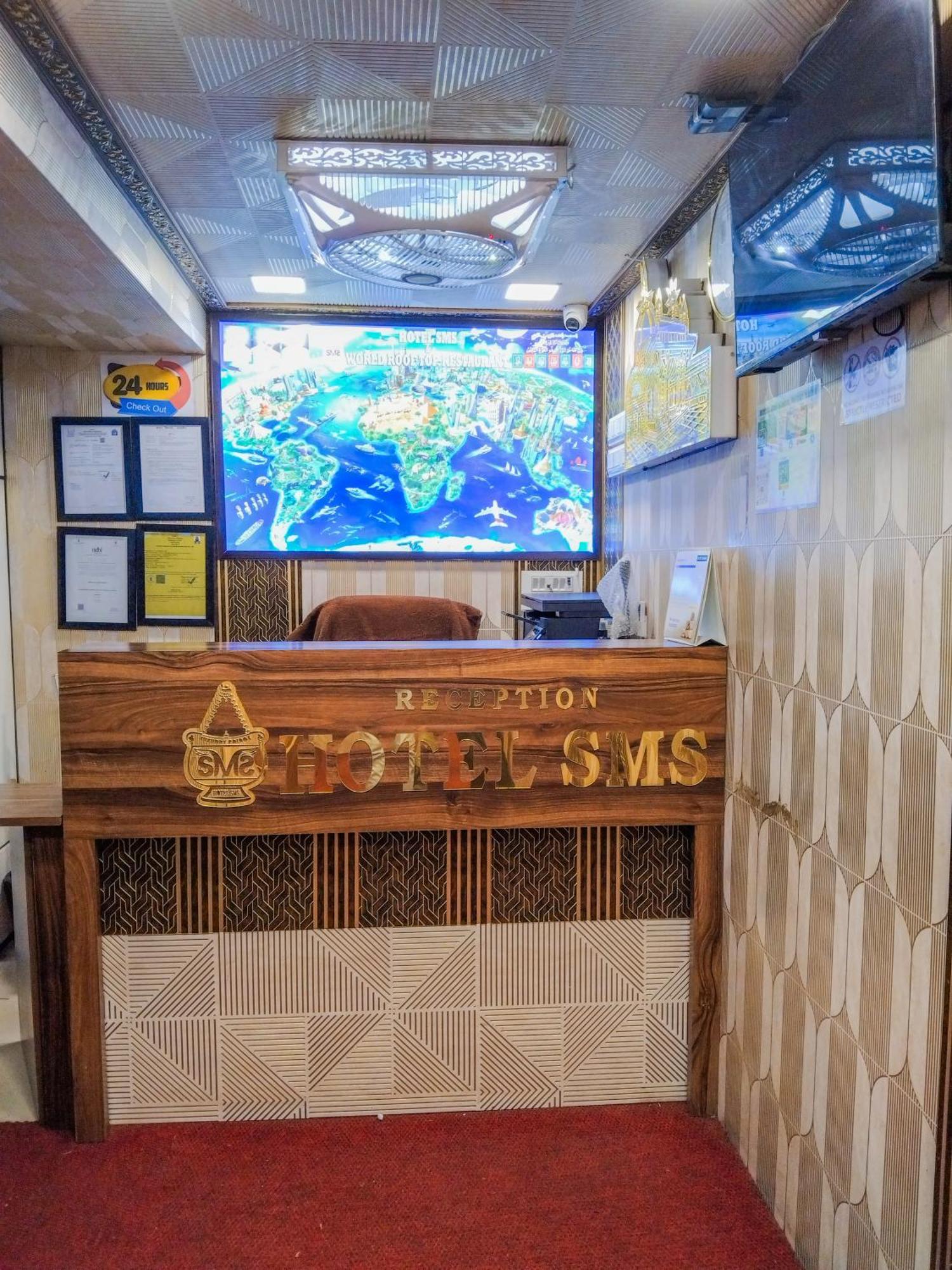 Hotel Sms Ajmer Bagian luar foto