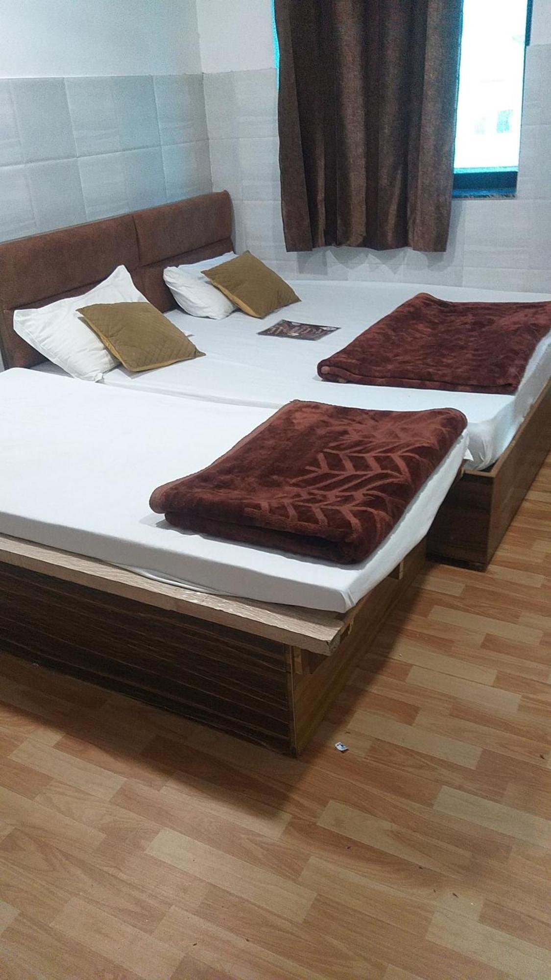 Hotel Sms Ajmer Bagian luar foto