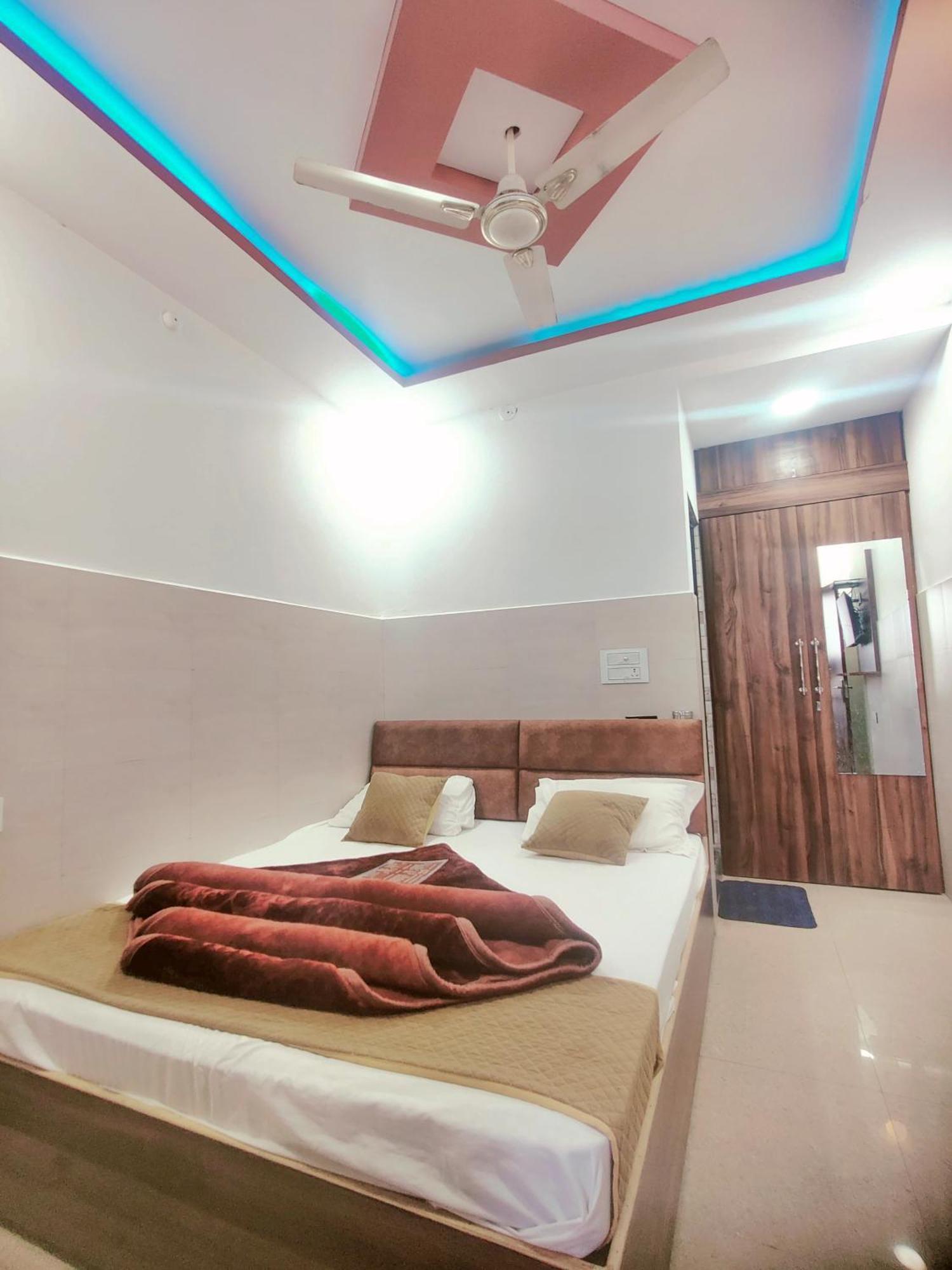 Hotel Sms Ajmer Bagian luar foto